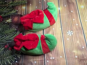 Plus Unisex Elf Slippers Christmas Holiday Festive Size 8 Women's, 6 Men